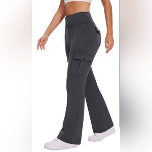 NWT Women's Flare Leggings with Cargo Pockets